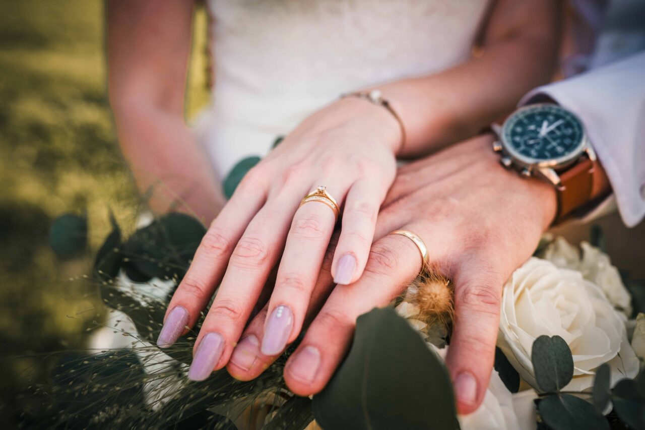 Snubní prstýnky nevěsty a ženicha